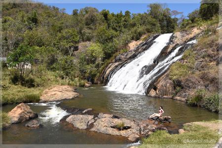 Cachoeira da Pedra Molhada - Carmo do Rio Claro MG Cachoeira da Pedra Molhada - Carmo do Rio Claro MG