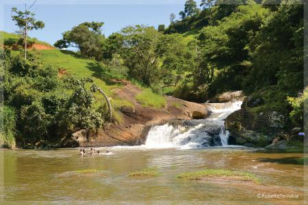 Cachoeira dos Martins - Paraisópolis MG - Serra da Mantiqueira - Foto: Roberto Torrubia 