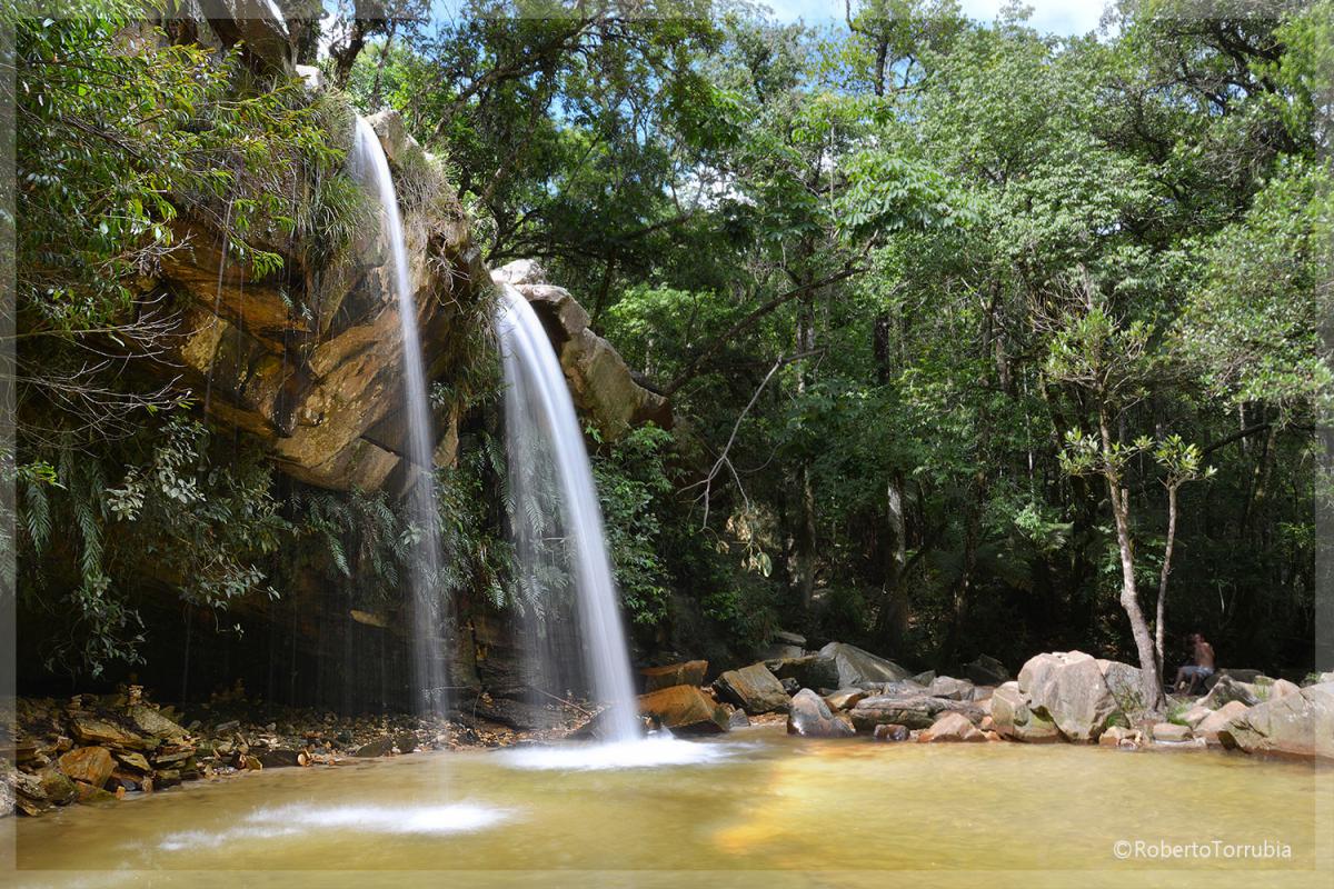 Cachoeira Vale das Borboletas - São Tomé das Letras MG - Foto: Roberto Torrubia