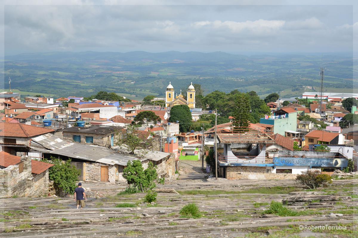 Vista para São Tomé das Letras do Parque Municipal Antônio Rosa - Foto: Roberto Torrubia